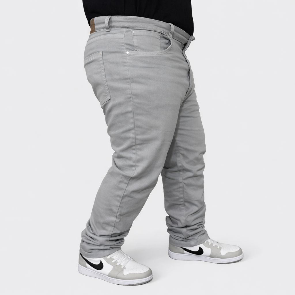 Pantalón tipo Jean Dubái Gris