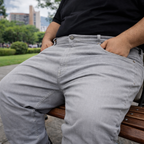 Pantalón tipo Jean Dubái Gris